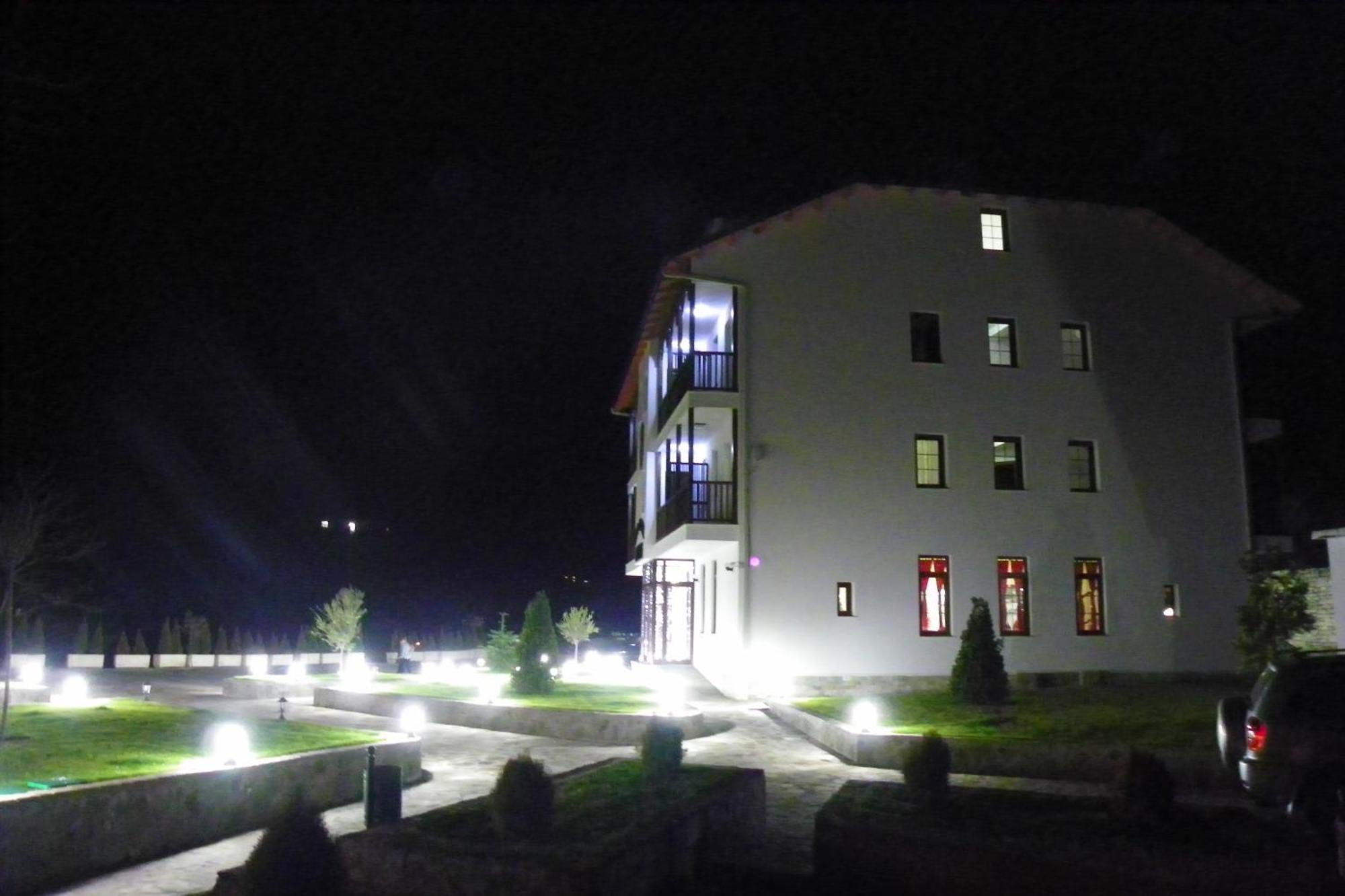 Hotel Marub Rubik Esterno foto