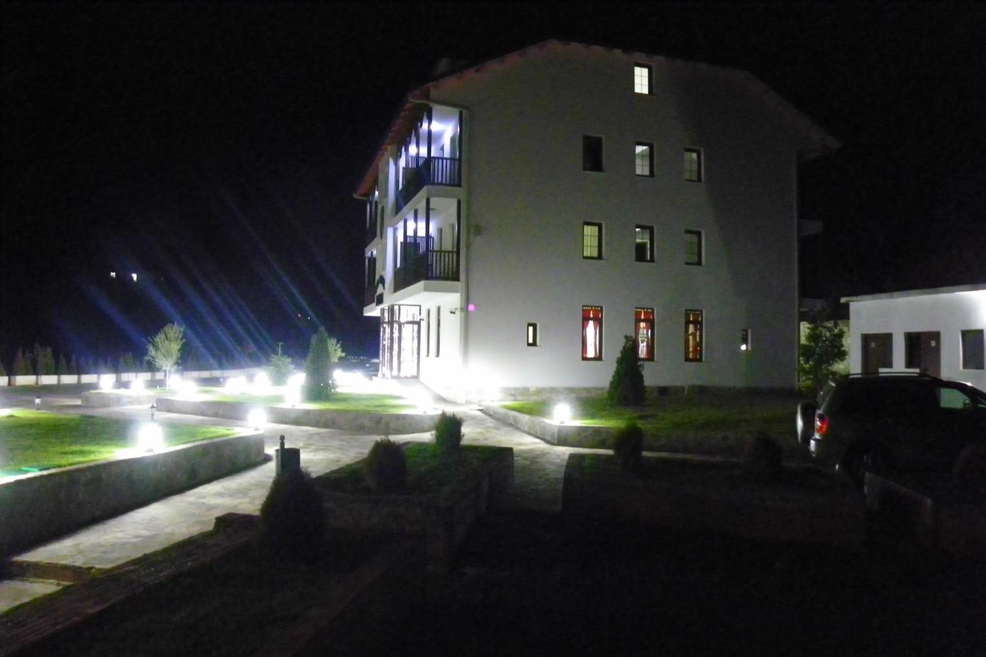 Hotel Marub Rubik Esterno foto